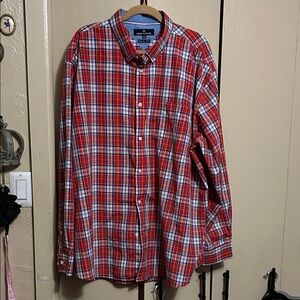 Classic Collection Red and White Plaid Casual Shirt